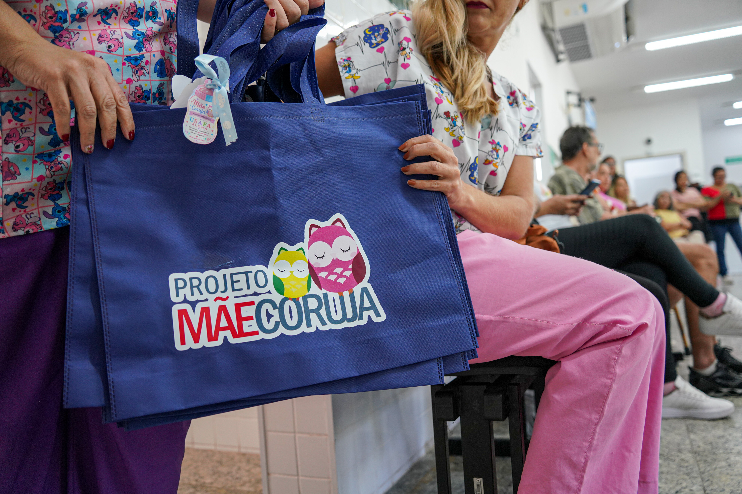 Projeto Mãe Coruja: Fundo Social entrega enxovais para futuras mamães da Usafa Aloha